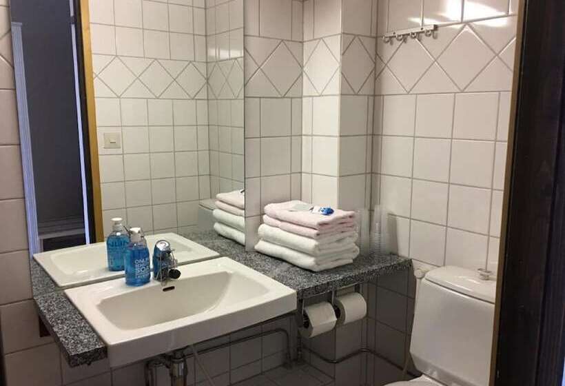 בית מלון כפרי Li Pellonhovi