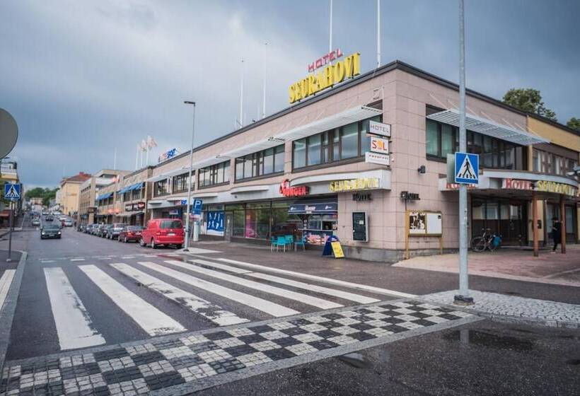 בית מלון כפרי Li Seurahovi