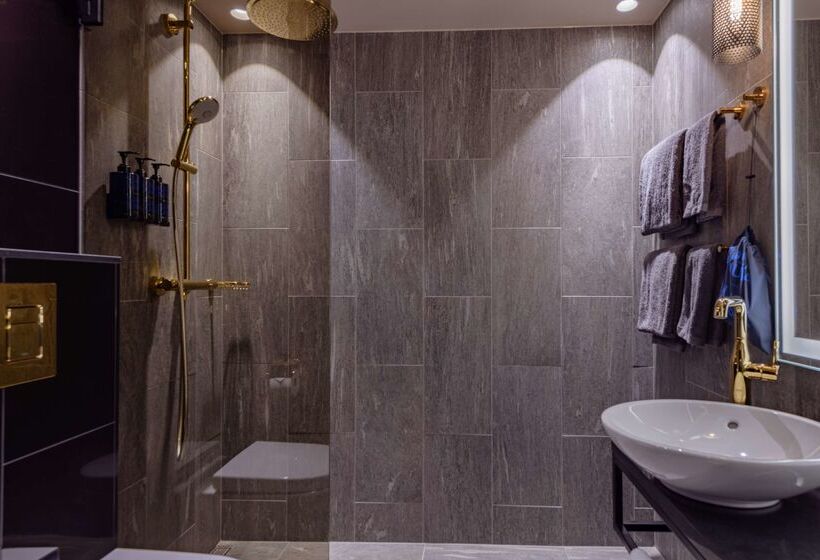 酒店 Marski By Scandic