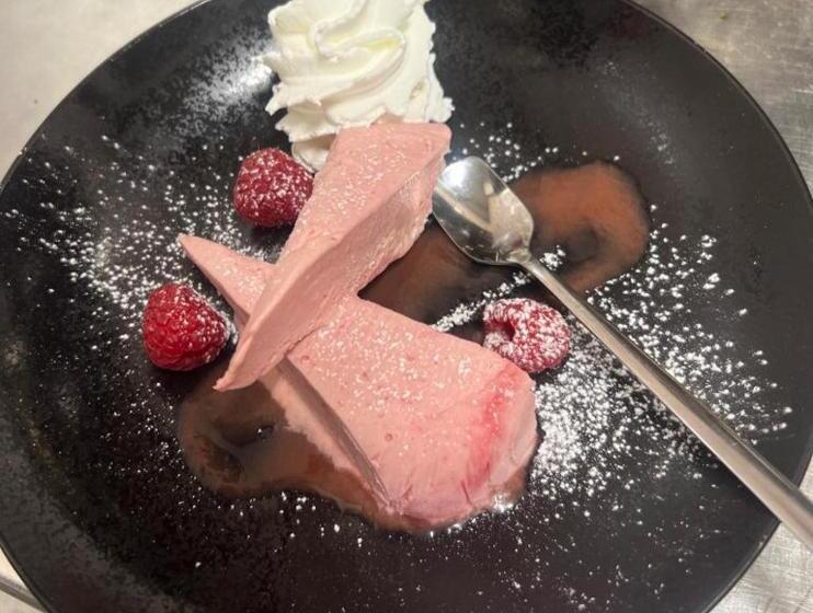 ホテル Mestarin Kievari