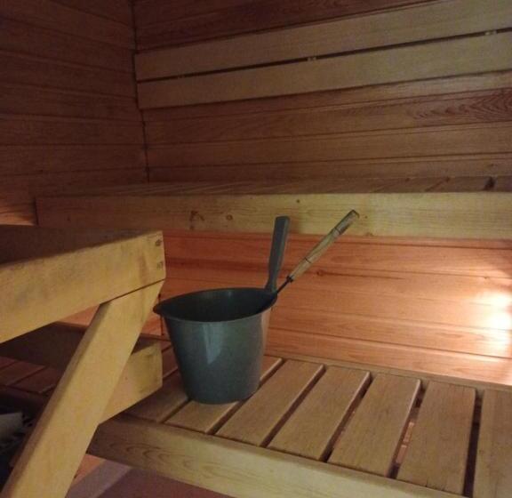 ホテル Mestarin Kievari