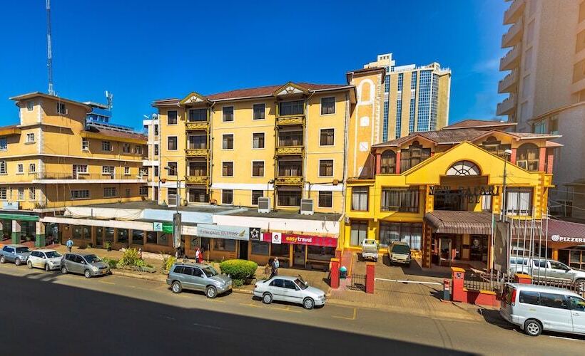 Отель New Safari