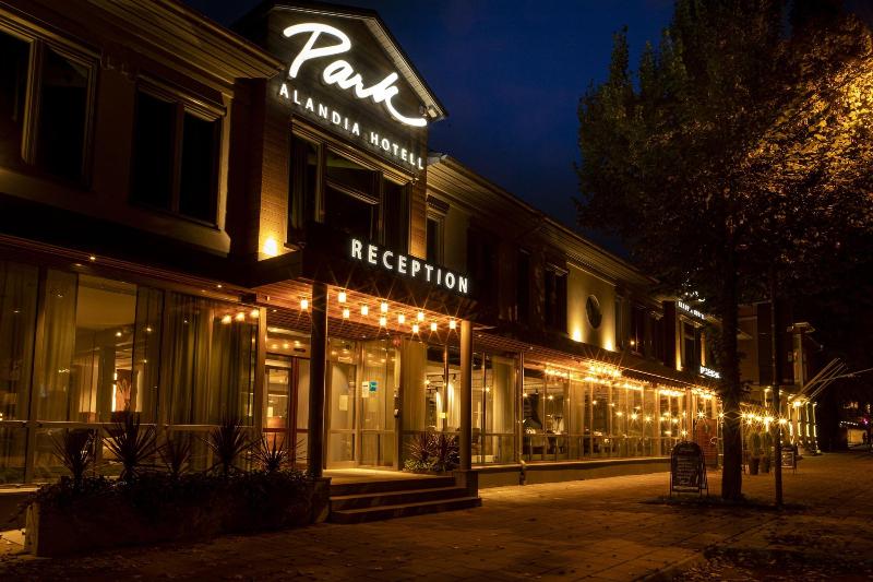 酒店 Park Alandia
