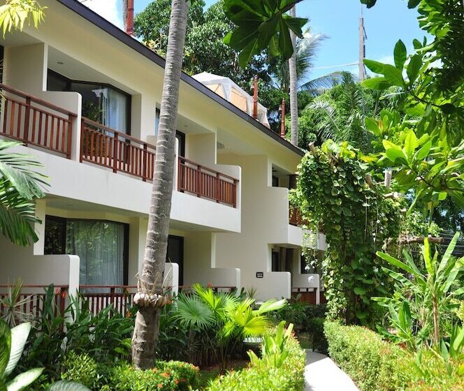 Patong Lodge Hotel   Sha Extra Plus