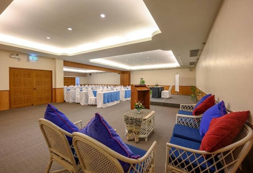 Patong Lodge Hotel   Sha Extra Plus