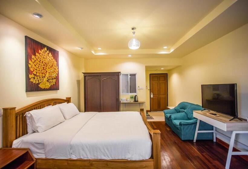 Prince Hotel Chiang Mai