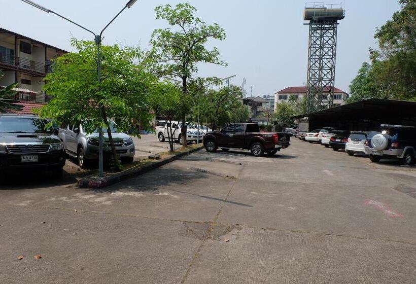 Prince Hotel Chiang Mai