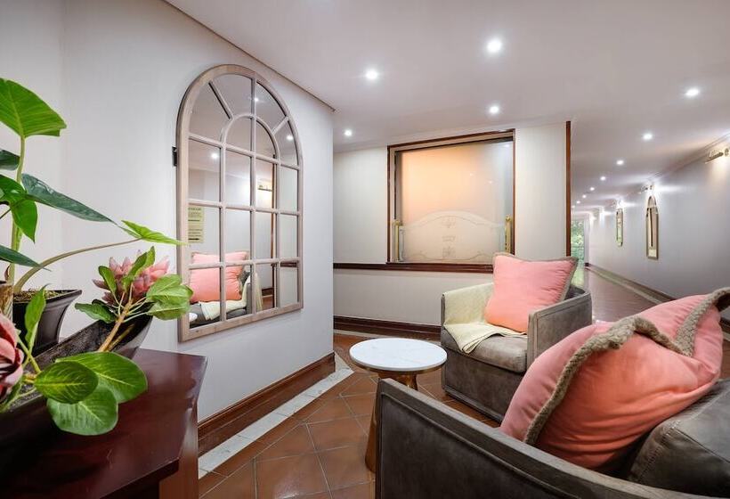 Protea Hotel By Marriott Johannesburg Balalaika Sandton