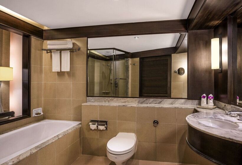 هتل Pullman Phuket Karon Beach Resort