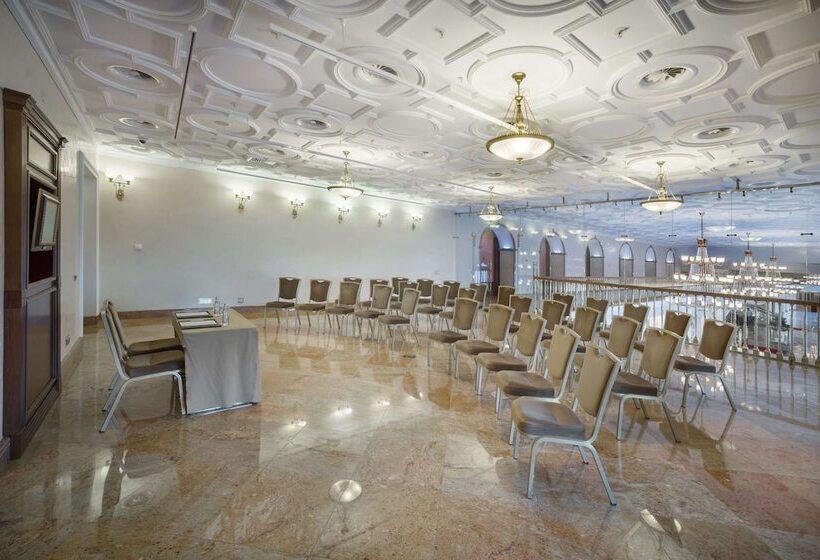 Radisson Collection Hotel, Moscow