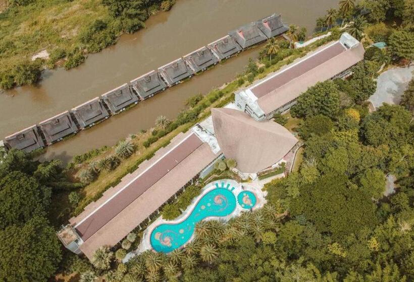 호텔 River Kwai Village