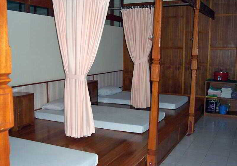 호텔 River Kwai Village