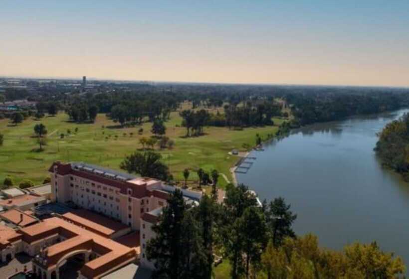 בית מלון כפרי Riviera On Vaal Resort