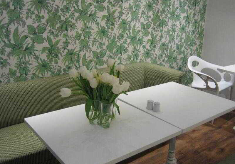 ホテル Rivoli Jardin