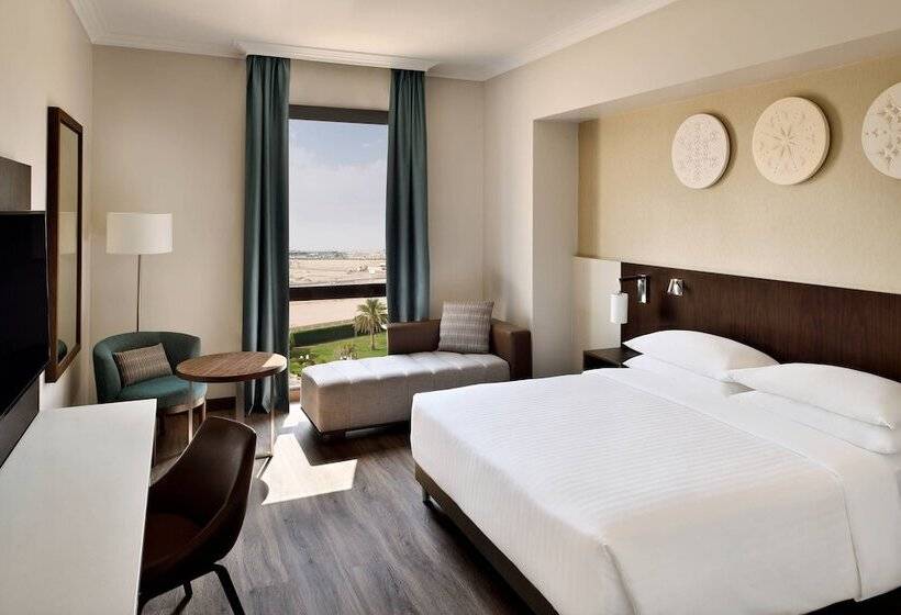 Отель Riyadh Airport Marriott
