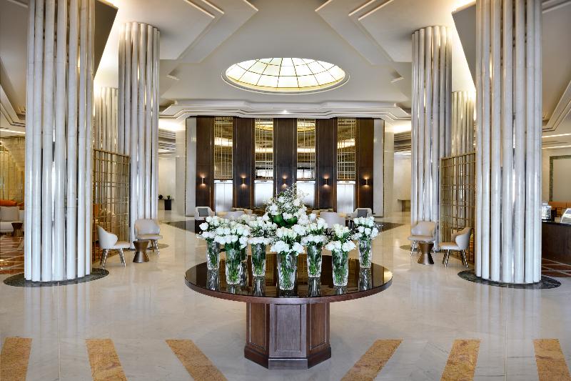 Отель Riyadh Airport Marriott