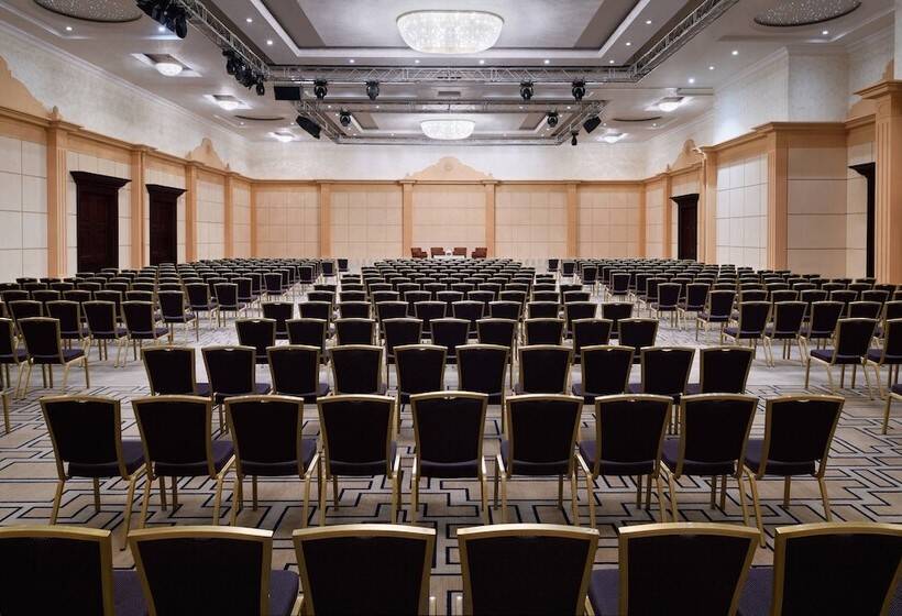 בית מלון כפרי Riyadh Marriott