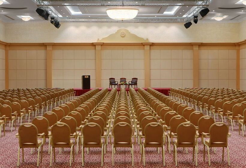 בית מלון כפרי Riyadh Marriott