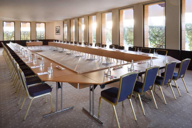 בית מלון כפרי Riyadh Marriott