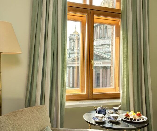 فندق Rocco Forte Astoria