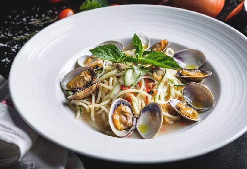 Royal Orchid Sheraton Riverside Hotel Bangkok