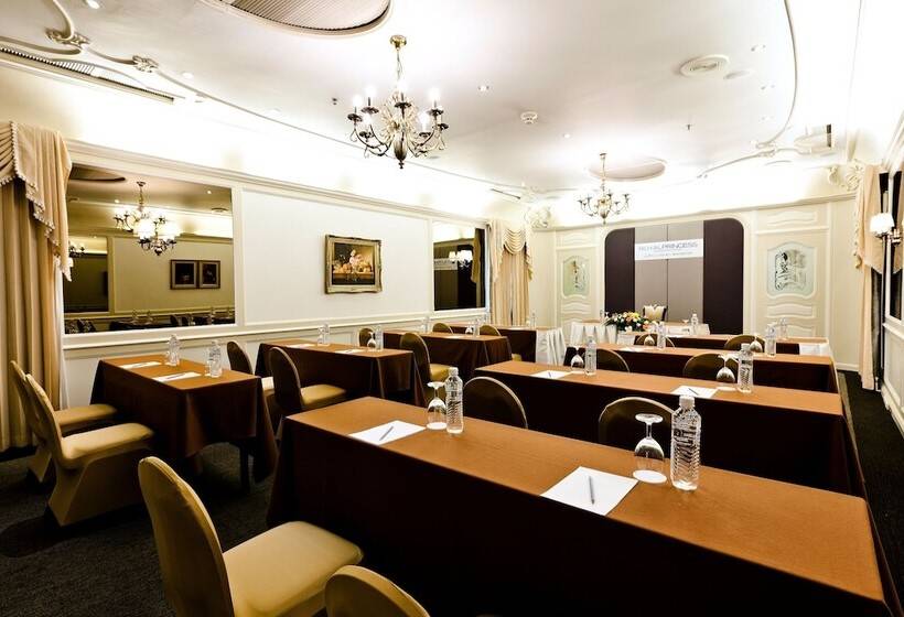 هتل Royal Princess Larn Luang Sha Extra Plus