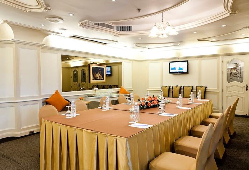 هتل Royal Princess Larn Luang Sha Extra Plus