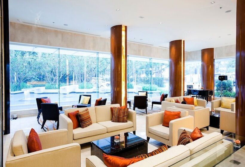 هتل Royal Princess Larn Luang Sha Extra Plus