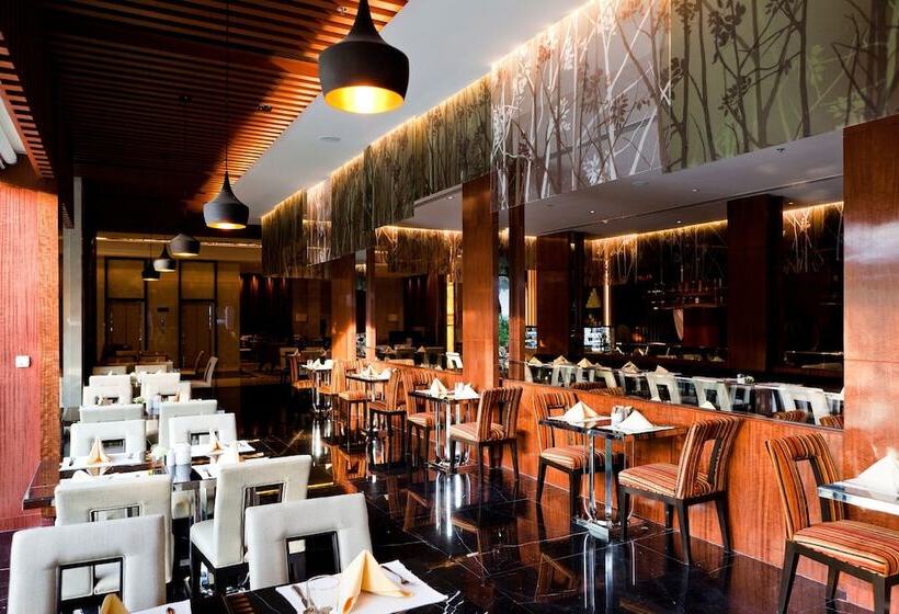 هتل Royal Princess Larn Luang Sha Extra Plus