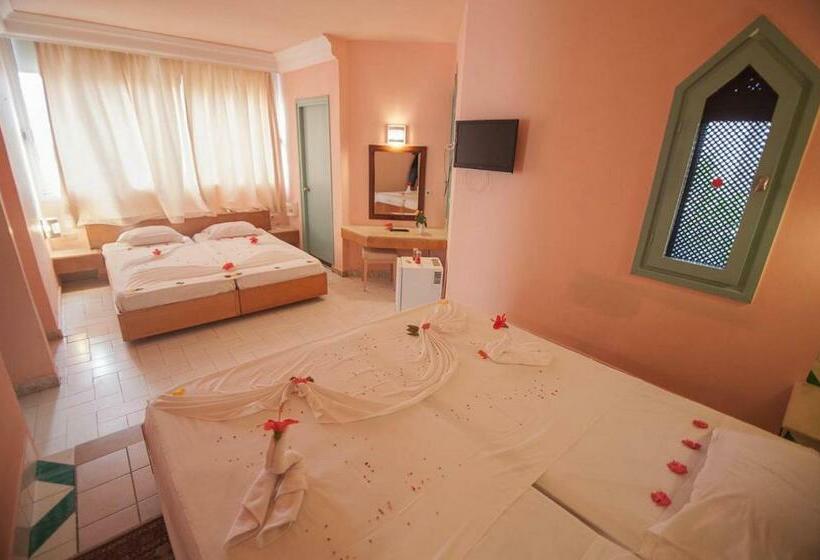 בית מלון כפרי Gold Arena Ruspina