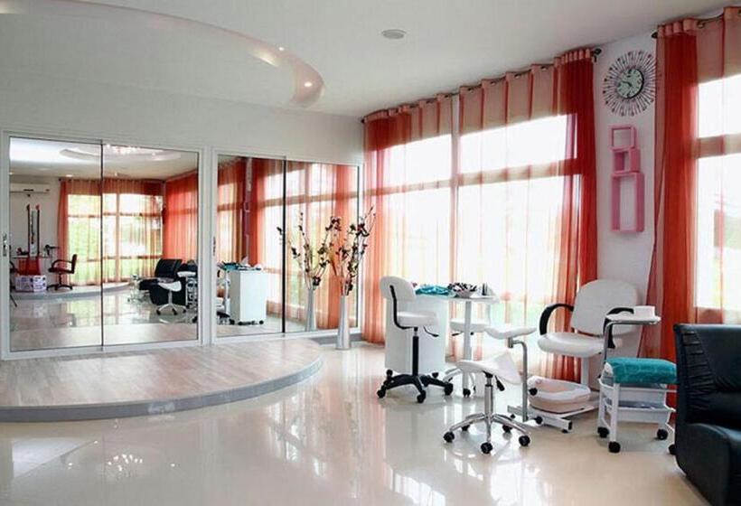 בית מלון כפרי Sahara Beach Aquapark