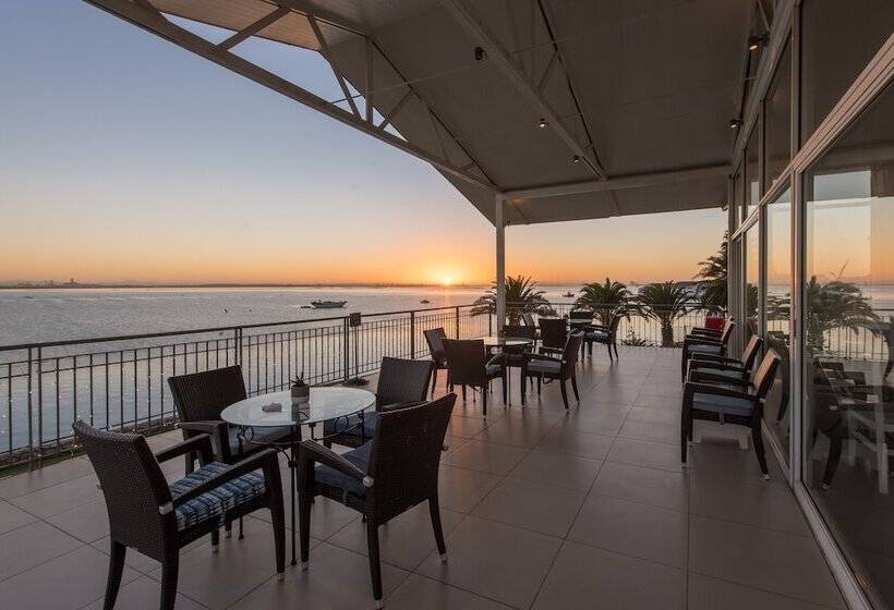 Отель Saldanha Bay