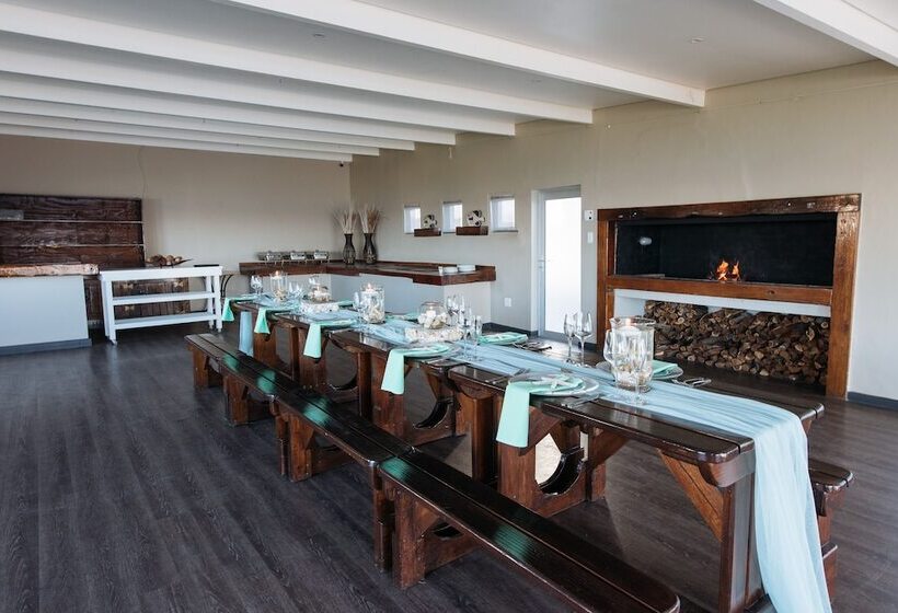 Отель Saldanha Bay