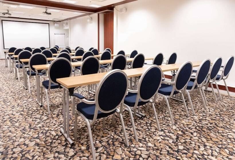 Отель Scandic Atlas