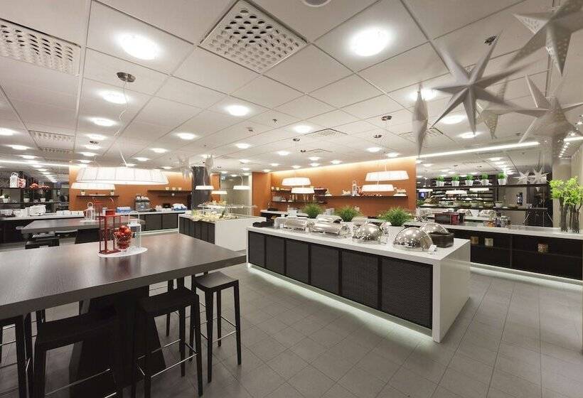 Отель Scandic Julia