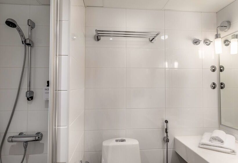 בית מלון כפרי Scandic Jyväskylä City