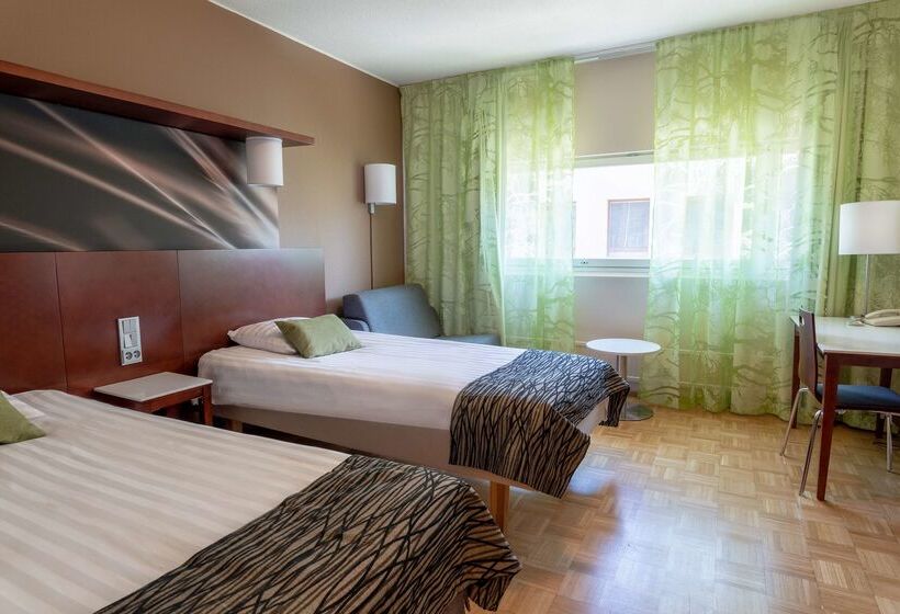 בית מלון כפרי Scandic Jyväskylä City