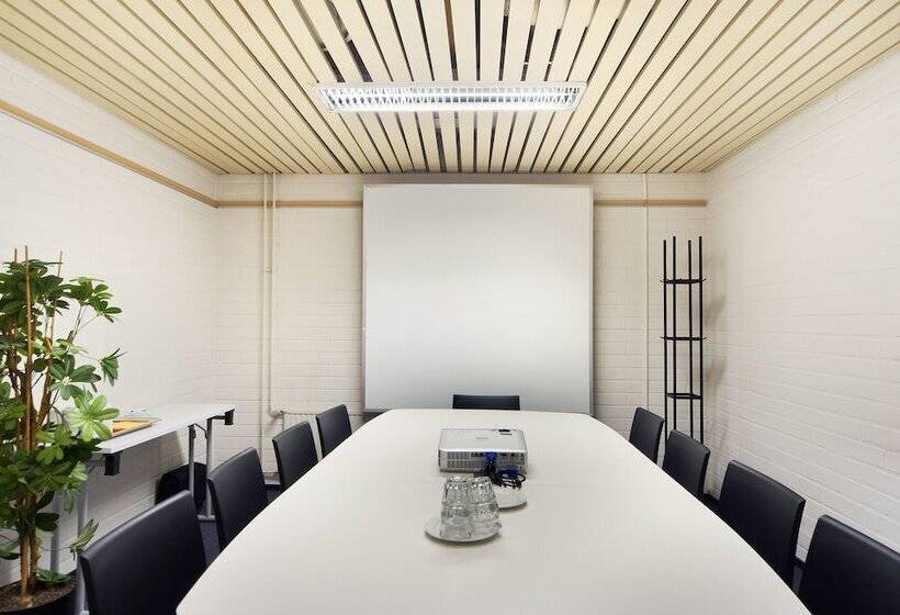 בית מלון כפרי Scandic Jyväskylä City