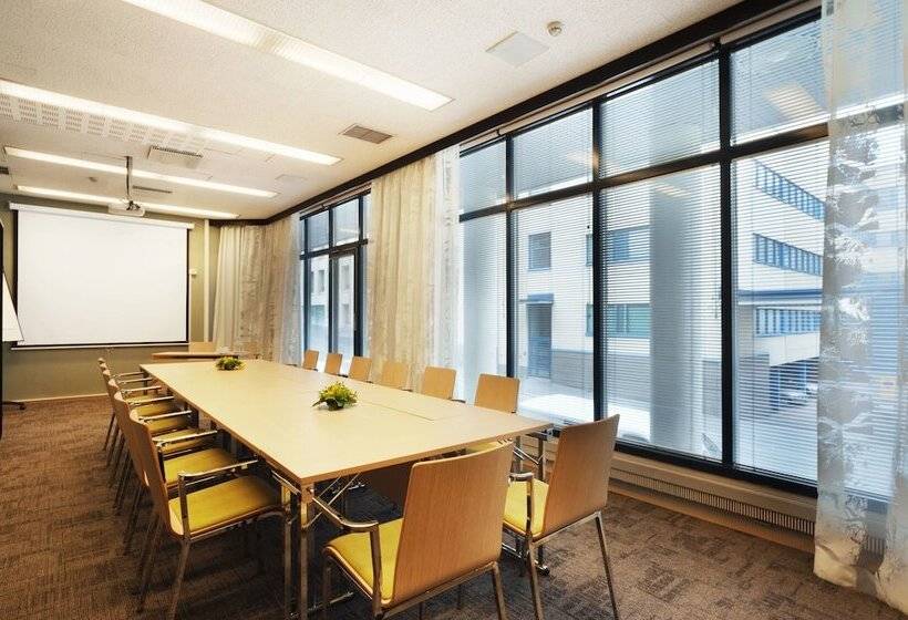 בית מלון כפרי Scandic Jyväskylä City