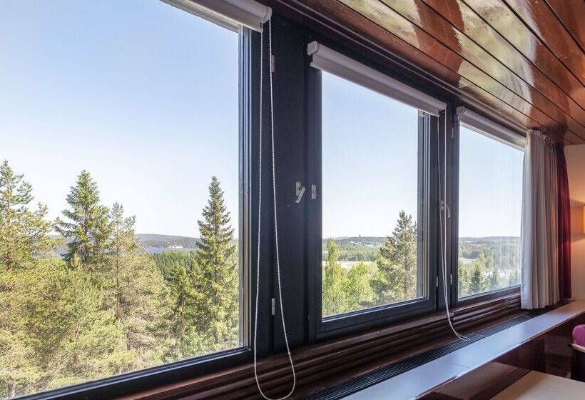 בית מלון כפרי Scandic Laajavuori