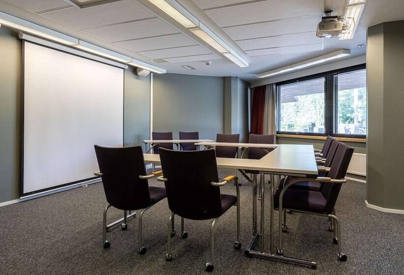 בית מלון כפרי Scandic Laajavuori