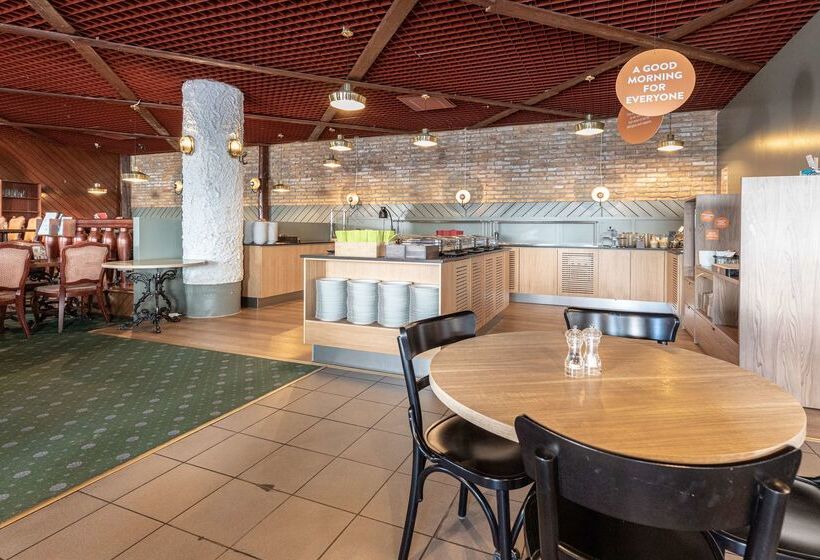 호텔 Scandic Oulu Station