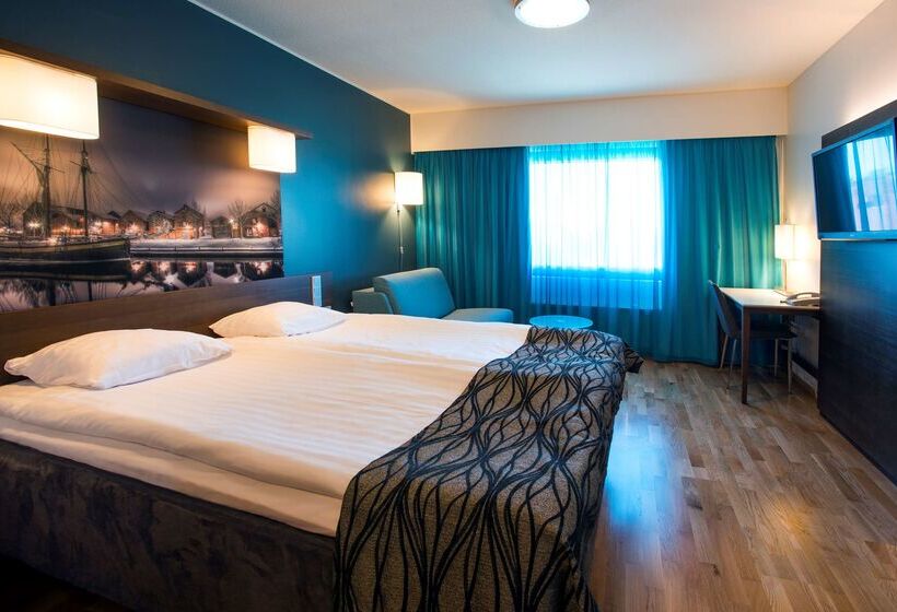 호텔 Scandic Oulu Station