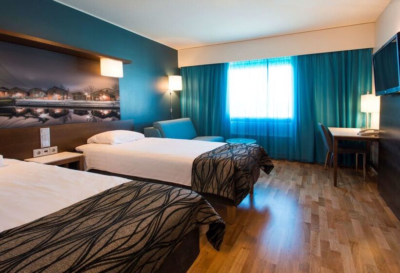 호텔 Scandic Oulu Station