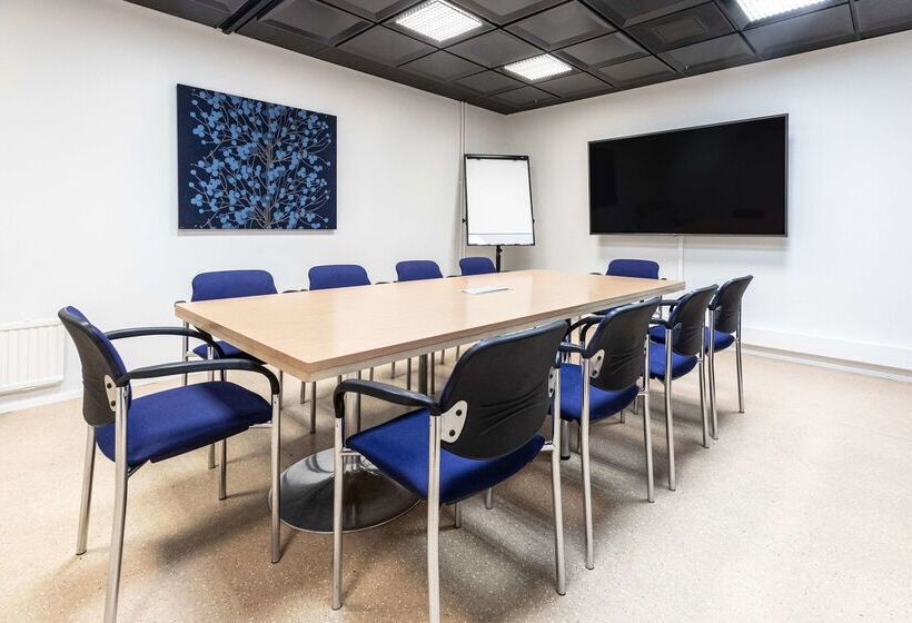 호텔 Scandic Oulu Station