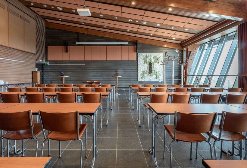 ホテル Scandic Rukahovi