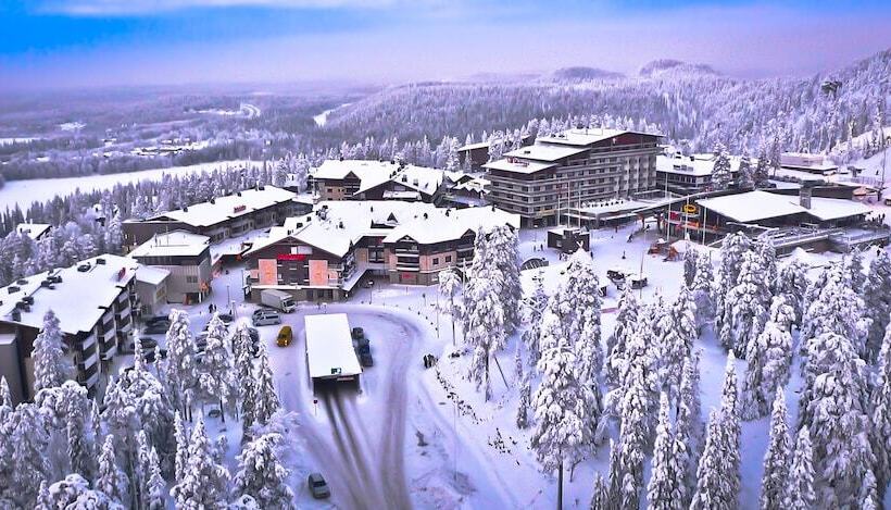 ホテル Scandic Rukahovi