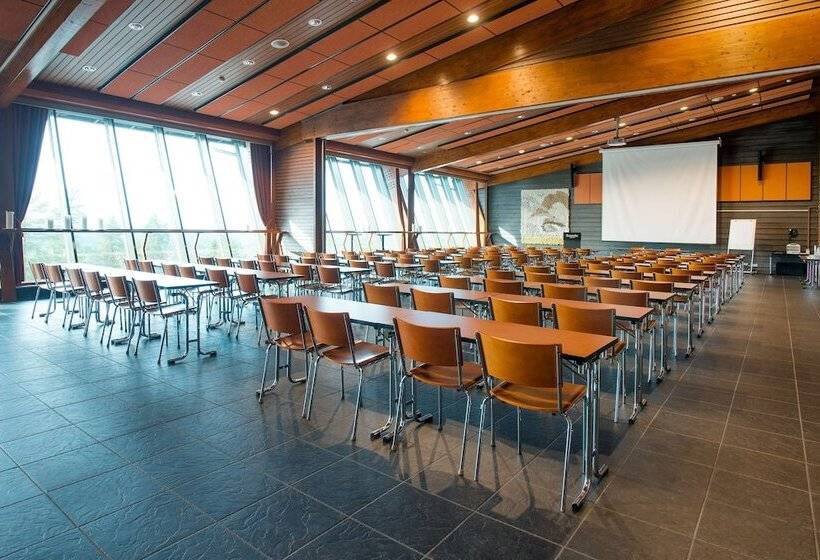 ホテル Scandic Rukahovi