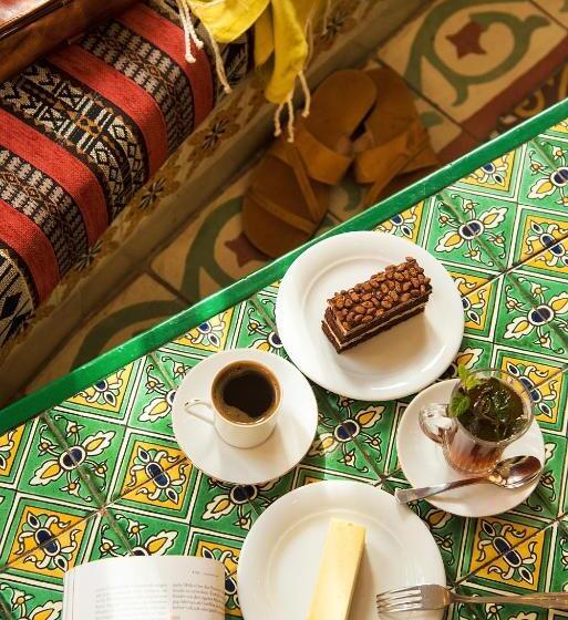 酒店 Aqi Skanes Resort