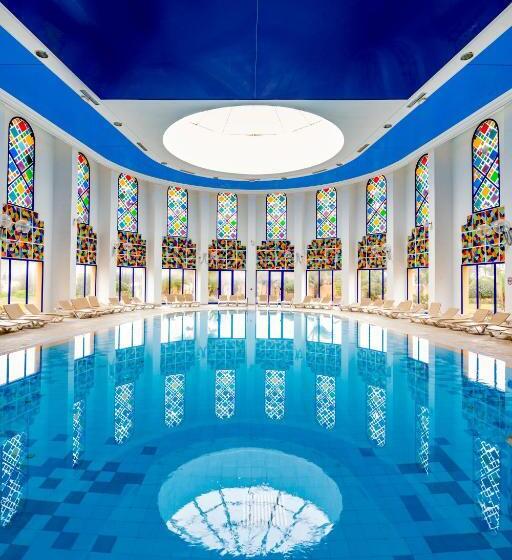 酒店 Aqi Skanes Resort